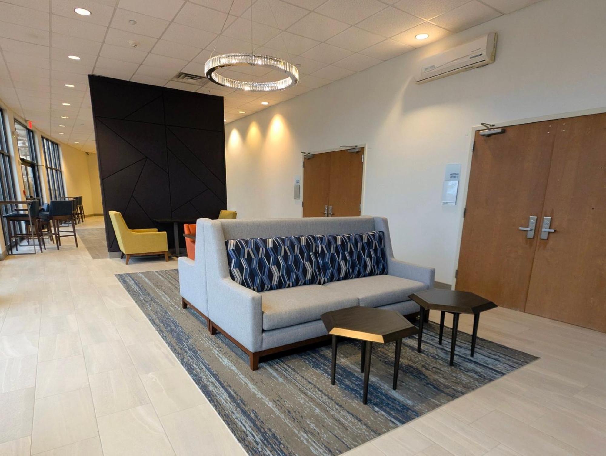 Holiday Inn Carbondale - Conference Center By Ihg Dış mekan fotoğraf